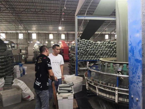 太平鎮(zhèn)開展專項(xiàng)安全檢查，煙花爆竹店、塑料廠與五金廠等單位接受全面排查